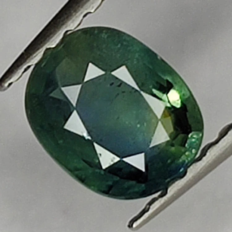 0.67ct Oval Green Sapphire 5.9x4.8mm