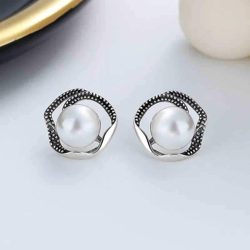 ZFSILVER S925 Silver Retro Freshwater Pearl Flower Earrings