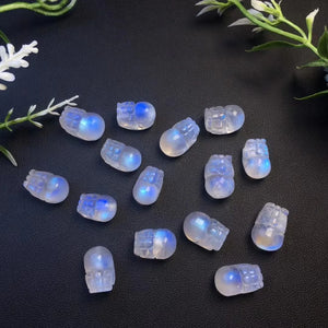 Natural Stone Moonstone Pixiu Crystal Carved Figurine Gift Jewelry