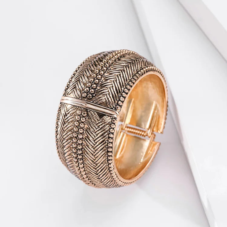 Vintage Metal Cuff Bangle Punk Gothic Wide Bracelet Jewelry For Lady