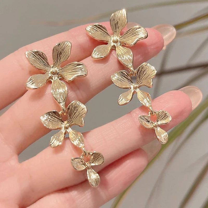 Metal Flower Earrings - Pack of 10 Pairs