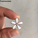 100 Pcs-Black Flowers 17mm Metal Flowers With Oil Drip