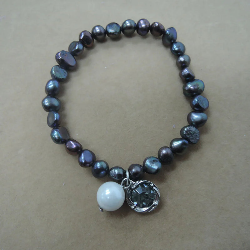 Black Freshwater Pearl Bracelet