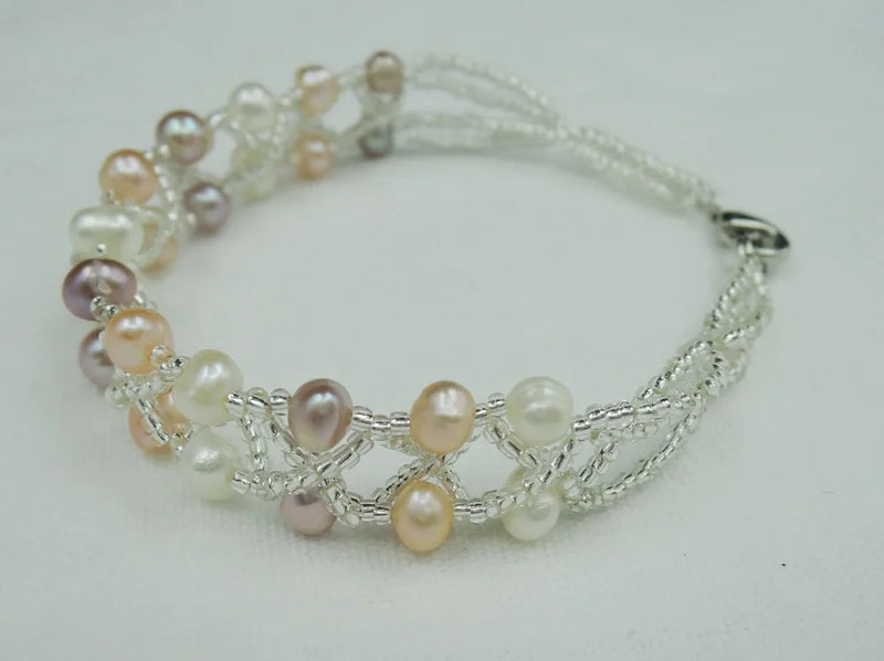 Pearl Bracelet with Crystal Beads