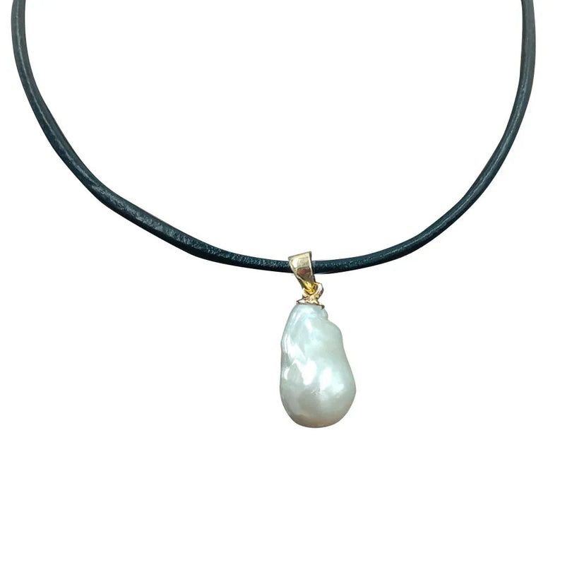 Baroque Shape Freshwater Pearl Pendant Necklace, Magnet Closure