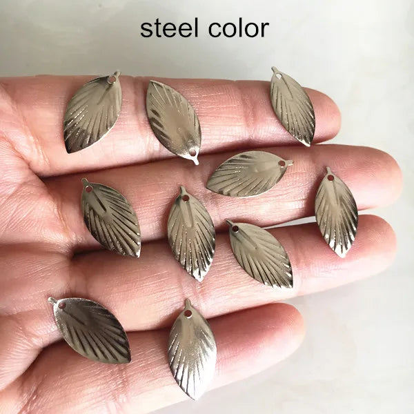 100 pcs Detailed Leaf Charms - DIY Jewelry Supplies