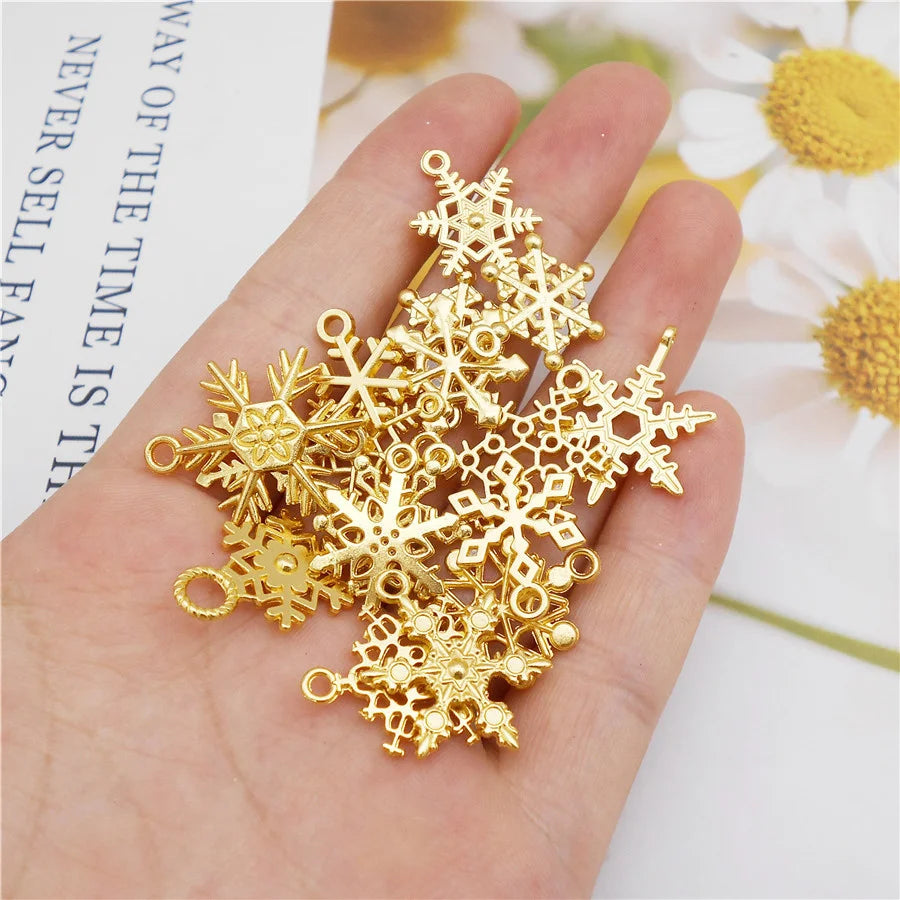 100g/Pack Mixed Alloy Christmas Snowflake Charms Xmas Decor
