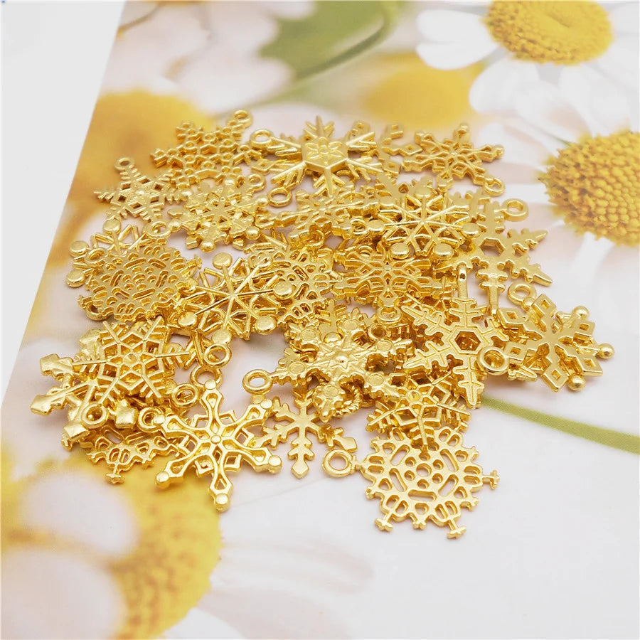 100g/Pack Mixed Alloy Christmas Snowflake Charms Xmas Decor