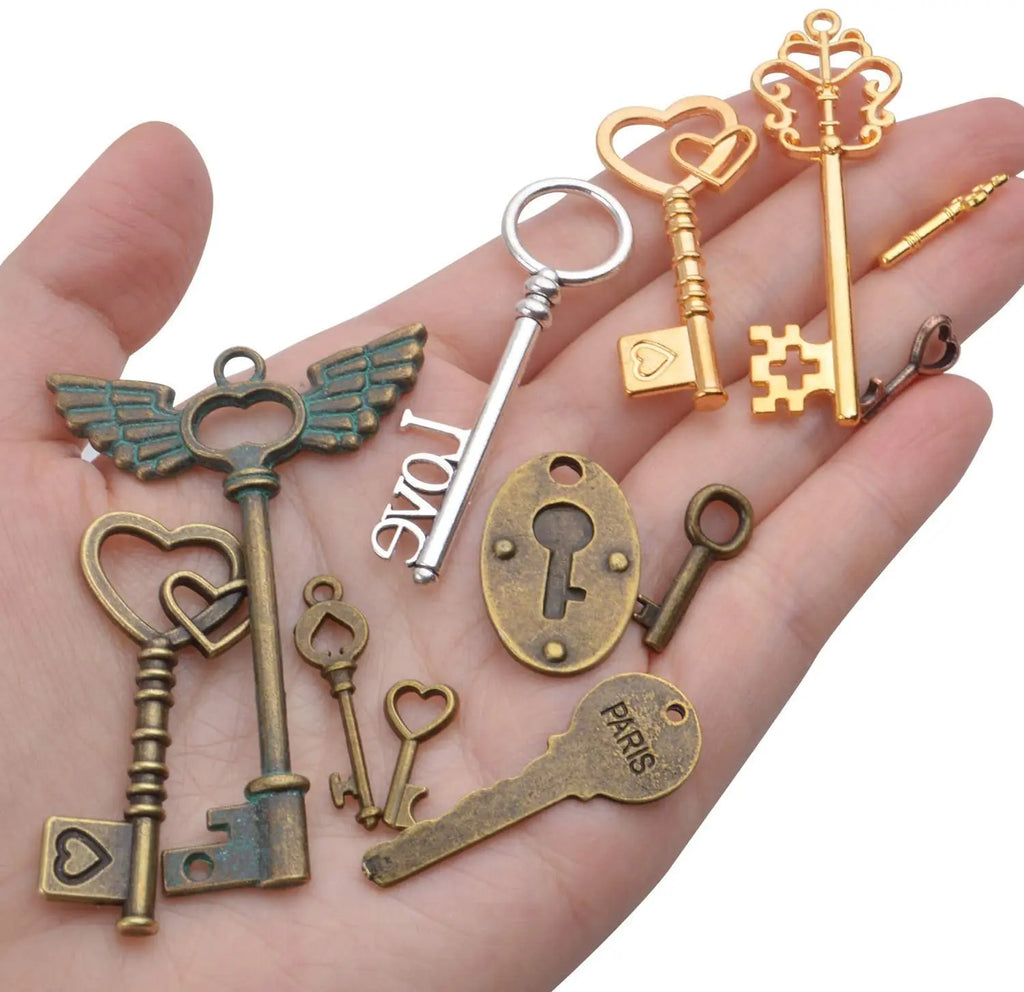 100g Vintage Key Shaped Pendants Mixed Skeleton Charms DIY Jewellery Findings