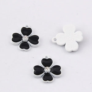 100pcs Four-leaf Clover Alloy Pendant DIY Jewelry Accessories