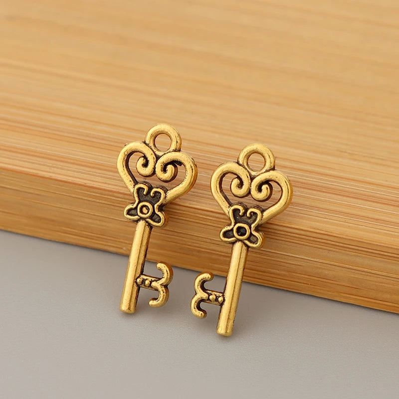 100pcs Tibetan Silver/Gold Heart Key Charms Beads DIY Necklace Jewelry Making