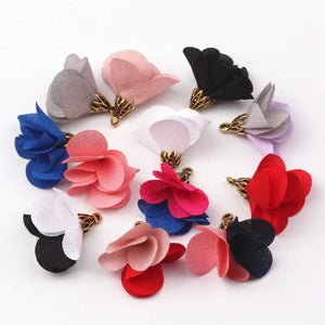 100pcs Mixed Fabric 23mm Flower Tassel Pendants For DIY Crafts