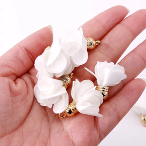 100pcs Mini 25mm Flower Tassel Earrings DIY Wedding Jewelry Findings