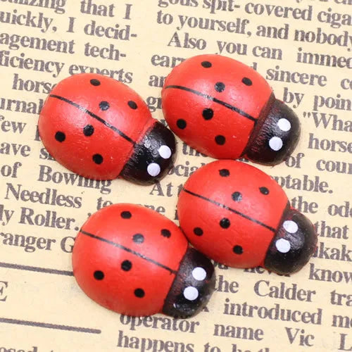 100pcs Mixed Wooden Ladybug Cabochons 13x9mm