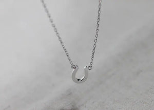 10PCS Lucky Horseshoe Necklace Horse Shoe Hoof Necklaces U Shape Necklace