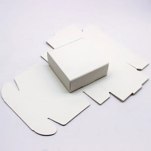 10Pcs 7.5x7.5x3cm Paper Box Christmas Wedding Favors Candy Wrapping Supplies