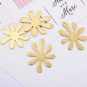10Pcs Raw Brass Snowflake Flower Charms Pendant for Jewelry Making