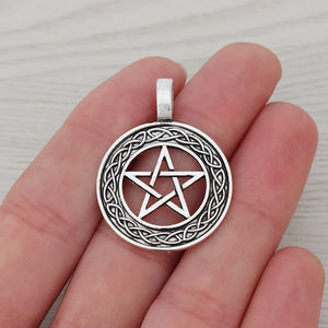 10Pcs Tibetan Silver Pentagram Star Amulet Charms Pendants 28mm