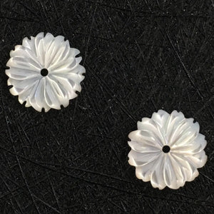 10mm 12mm Carved Shell Flower Charms Center Drilled Shell Stone Focal Beads