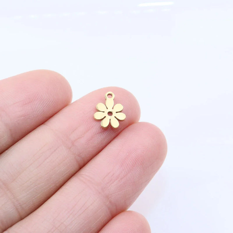 10pcs 8mm Stainless Steel Mini Flower Charms Pendant Unfading 2 Colors
