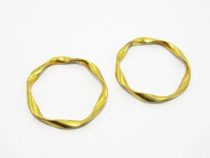 10pcs Brass Twisted Round Circle 30mm Welded Raw Brass Rings R644