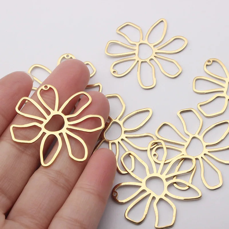 10pcs Brass Flower Pendant Charms DIY Necklace Earrings Vintage Jewelry Findings