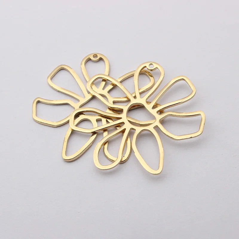 10pcs Brass Flower Pendant Charms DIY Necklace Earrings Vintage Jewelry Findings