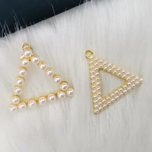 10pcs Greek Sorority Letter Triangle Charm Pendant