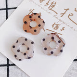 10pcs 26x28mm Resin Transparent Hollow Spots Flower Shape Acrylic Beads