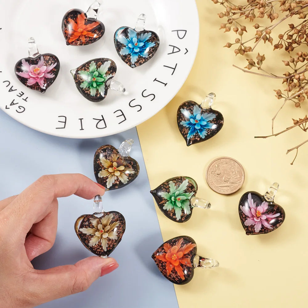 10pcs Mixed Lampwork Glass Pendants Inner Flower Heart Charm for Necklace