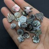 10pcs Natural Shell Beads Flower Shaped Charm Beads
