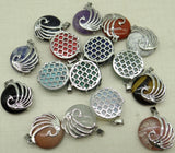 10pcs Natural Stones Quartz Crystal Round Pendant Phoenix Surround Pendant