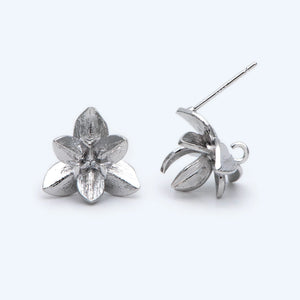 10pcs Flower Ear Posts 15mm, Foral Stud Earrings, Loop for Jewelry Making DIY