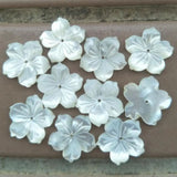 10pcs Mixed Size Mother of Pearl Shell Art Flower Pendant Bead C8711