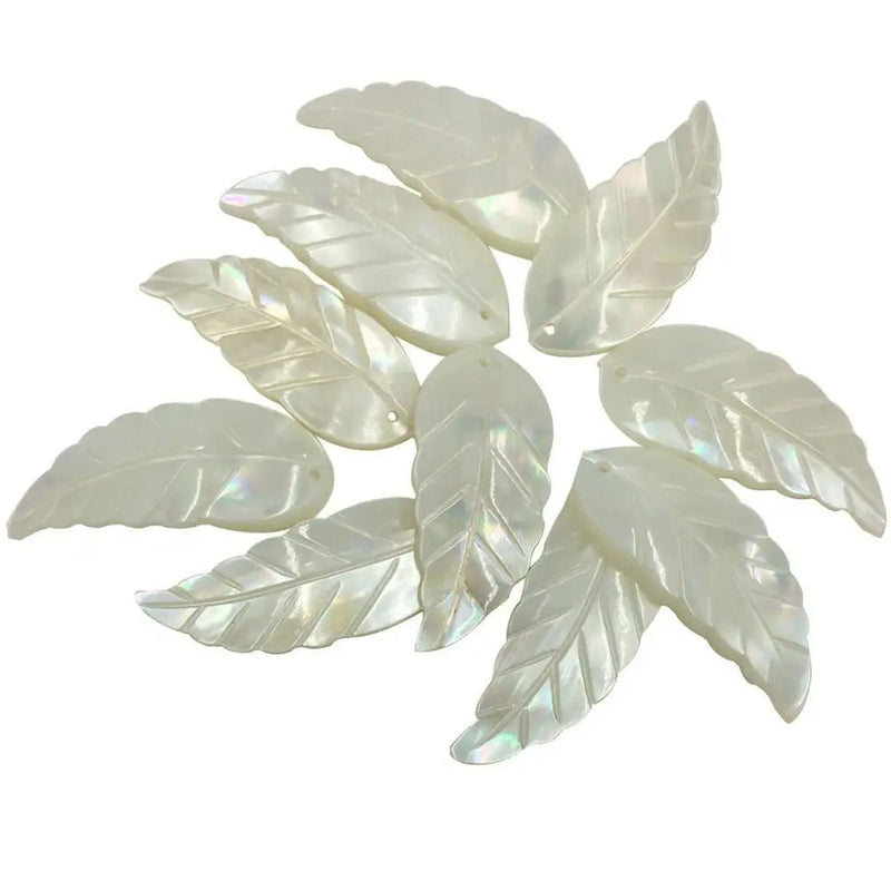 10pcs Mother of Pearl Shell Leaf Pendant Bead