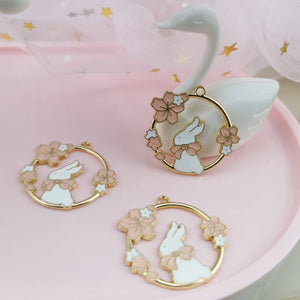 10pcs Enamel Flowers Rabbit Charm Jewelry Accessories DIY Finding 30*31mm