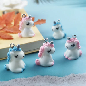 10pcs Unicorn Horse Resin Charms Pendant Keychain Necklace DIY Jewelry 24*18mm