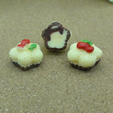 10pcs Love Cake with Strawberry Cabochons Ring Retro Sweet Gift
