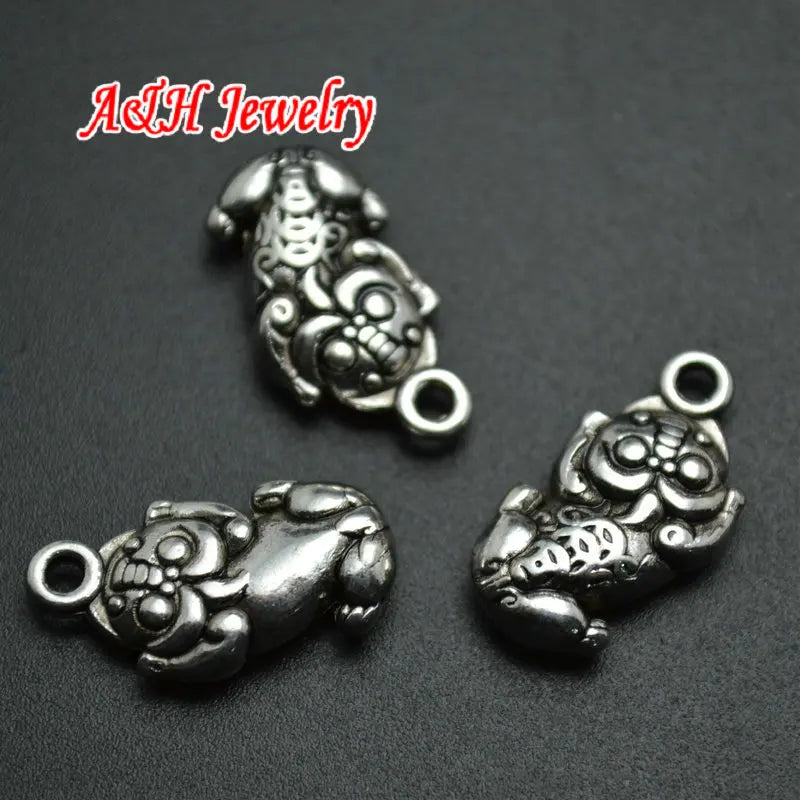 Ancient Silver Chinese Pixiu Alloy Charms For Jewelry Making 20pc/lot