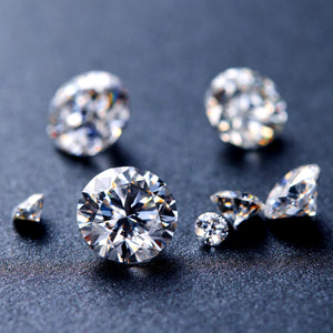0.5CT/1CT Moissanite Birthstone D VVS1 Round Gemstone