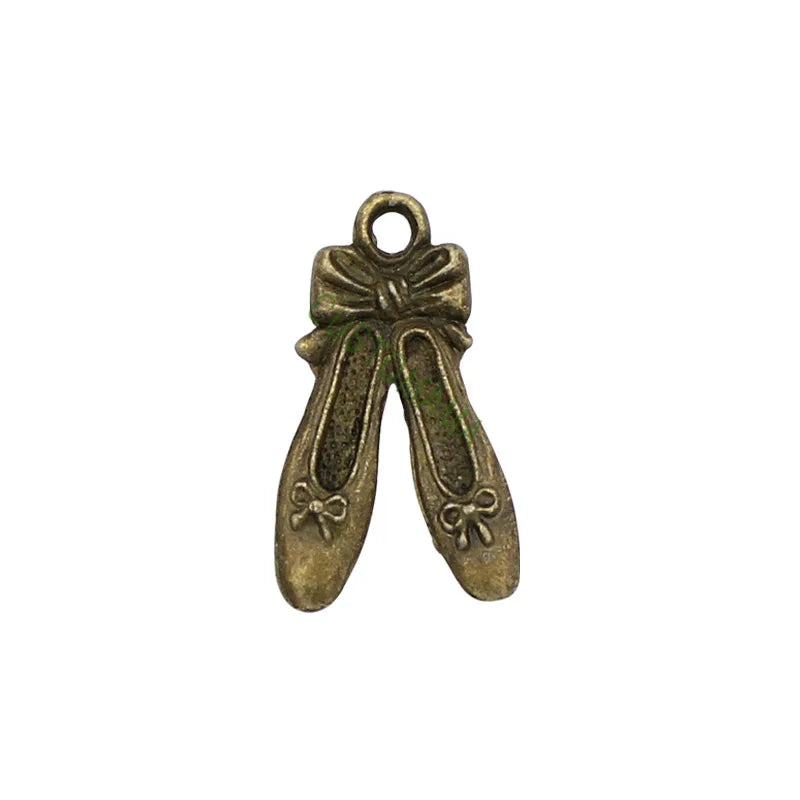 120pcs Antique Bronze Ballet Slipper Charms 20x12mm