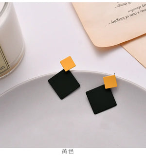 12pairs Fresh Personality Disc Earrings for Women