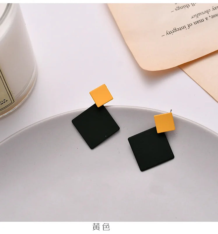 12pairs Fresh Personality Disc Earrings for Women