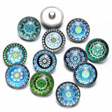 12pcs Green Exotic Pattern Glass Charm 18mm Snap Button Jewelry