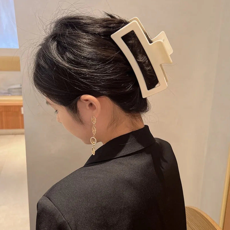 13cm Large Hair Claw Clip Vintage Hairpin Hair Accessories for Woman