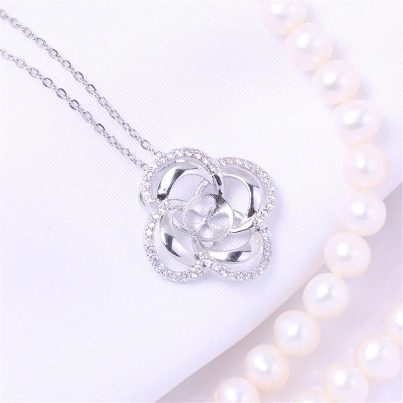 14K Gold-plated Pendant with Flower Pearl Design Necklace
