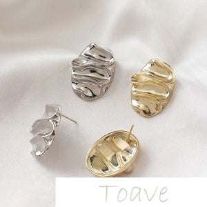 14K Gold-Clad Oval Fold Wavy Earrings