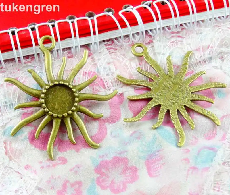 15pcs DIY Jewelry Sunflower Base Charms Pendants for Necklace Making