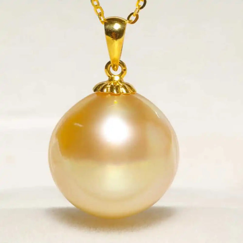 16MM Shell Pearl Pendant Collarbone Necklace Classic Holiday Gift