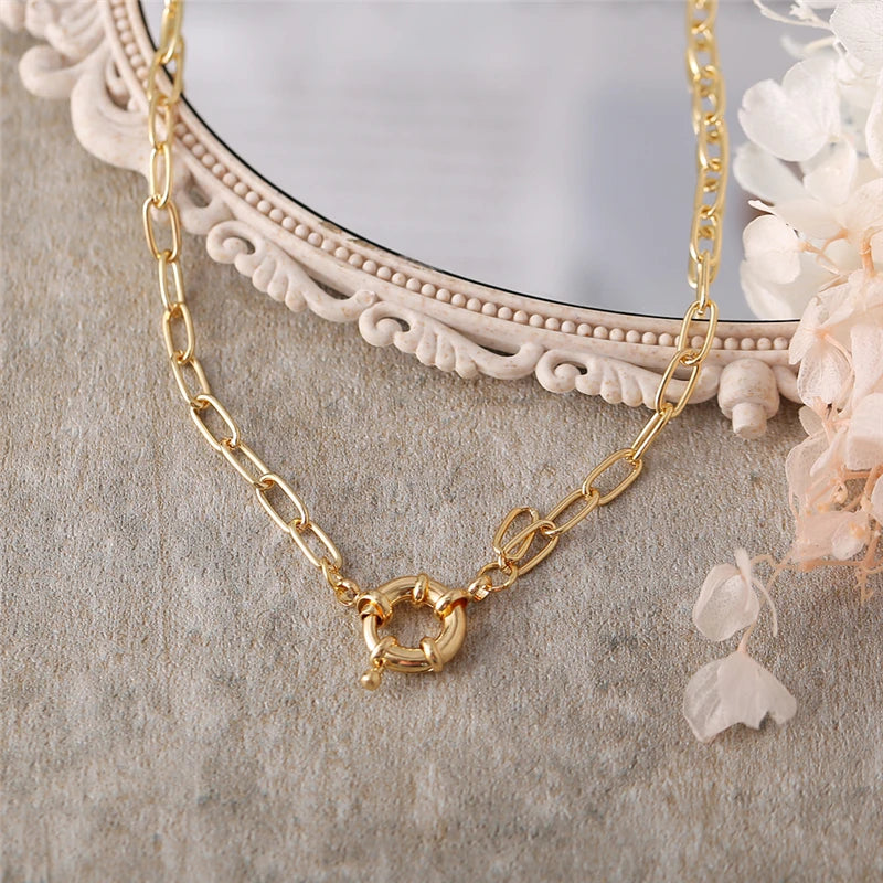 Vintage Plated Circle Chain Pendant Necklace Lock Coin Party Jewelry